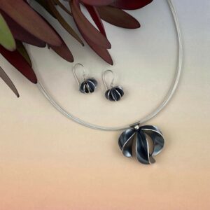 Nicola Bannerman Black Leafbud Pendant and Earrings