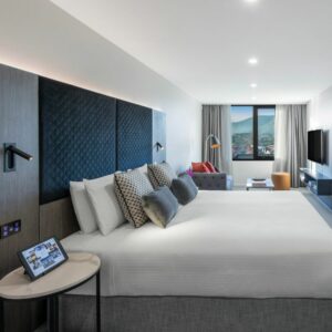 Deco Hotel Canberra Room